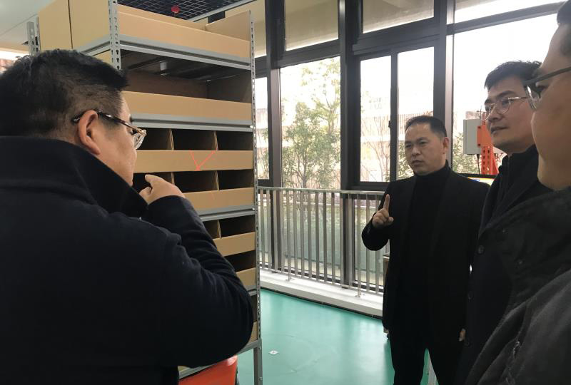 新闻 | 奉贤区及奉城镇领导一行莅临海洋之神HY590参观指导