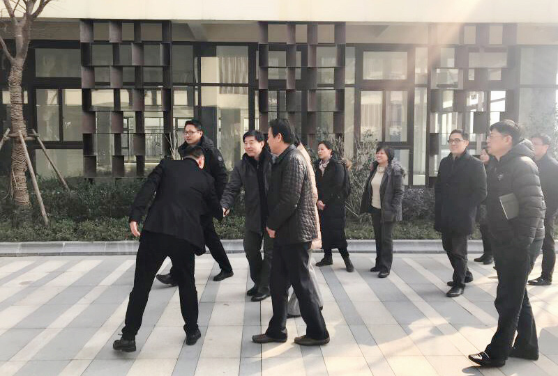 新闻 | 上海市双创基金、闵行区财政局、闵行区吴泾镇领导莅临上海海洋之神HY590考察调研