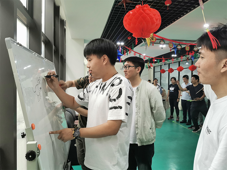 浓情端午 · 温馨共享 | 海洋之神HY590举办“品粽子 · 玩游戏 · 迎端午”主题活动