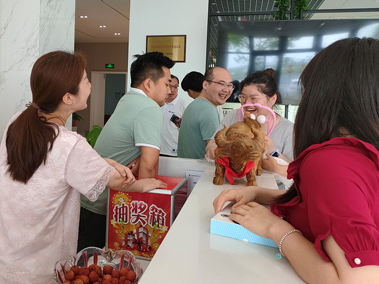 浓情端午 · 温馨共享 | 海洋之神HY590举办“品粽子 · 玩游戏 · 迎端午”主题活动