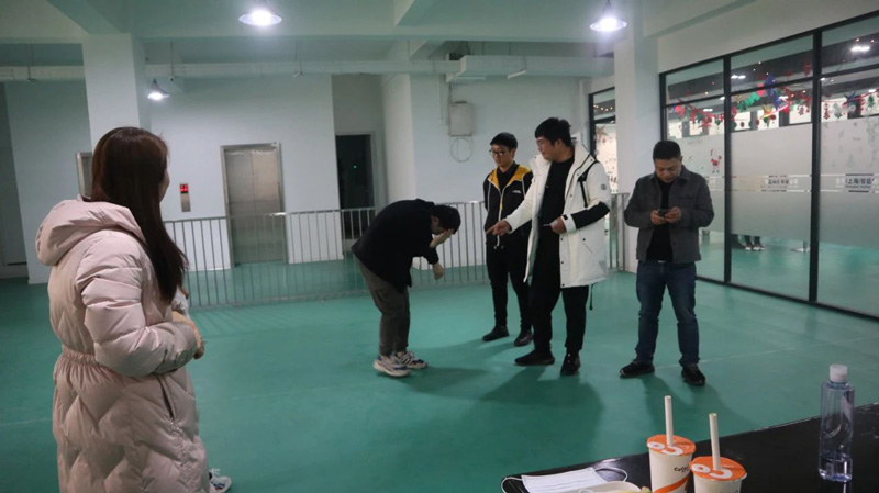 缤纷平安夜，欢乐圣诞节 | 海洋之神HY590举办第四季度员工集体生日会