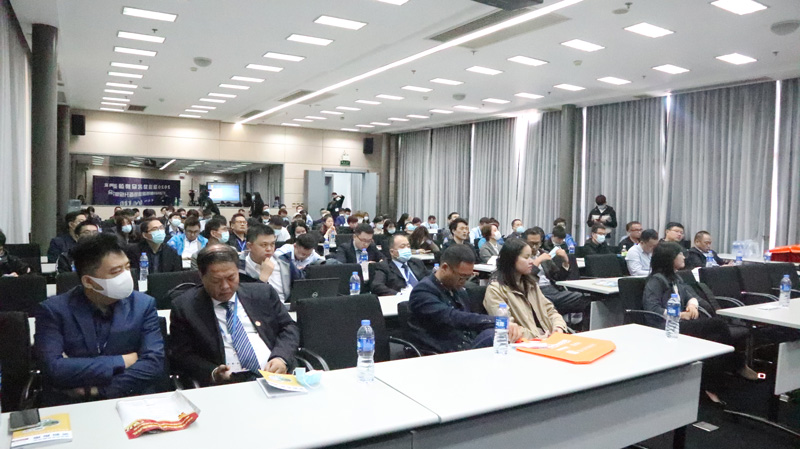 CeMAT ASIA 2020 现场 | 海洋之神HY590荣获2020年度中国物流知名品牌奖