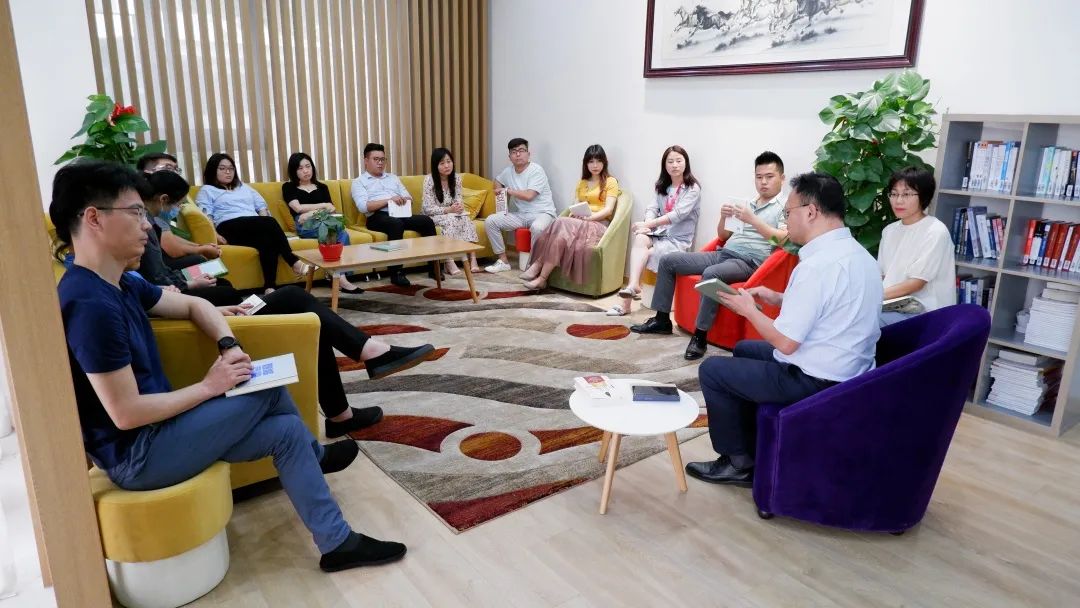 感受文字之美，共享阅读之乐 | 海洋之神HY590与燎申智城共同举办成长专场读书活动