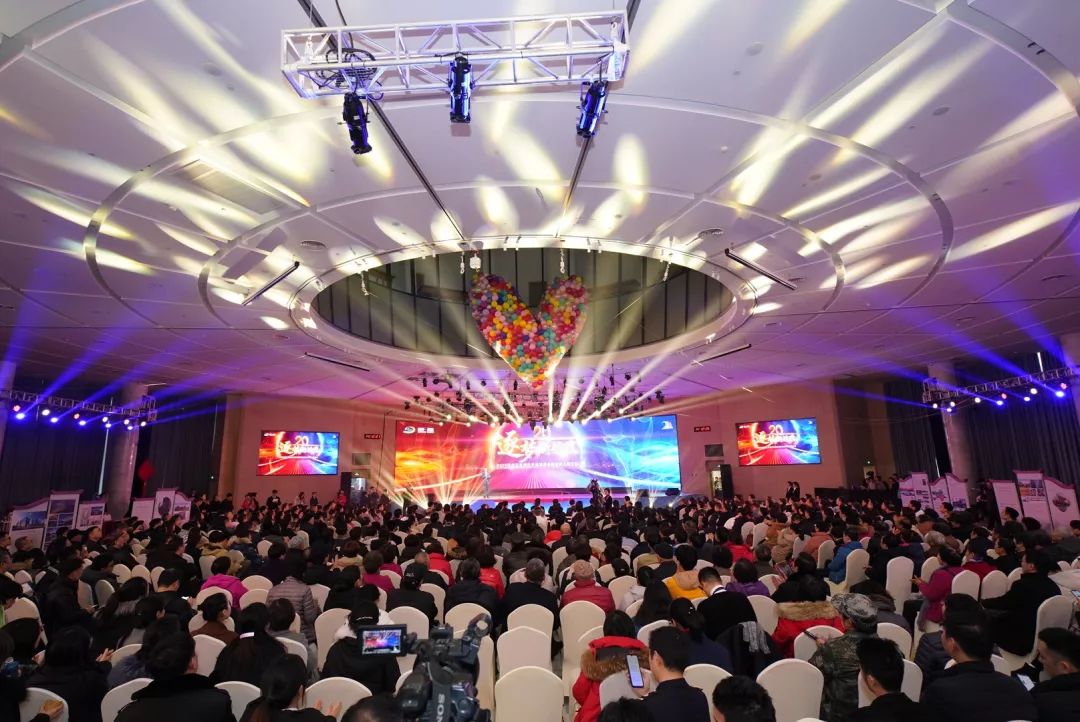 喜讯 | 海洋之神HY590荣获“闵行区内资企业总部”称号和“创新活力奖”荣誉表彰