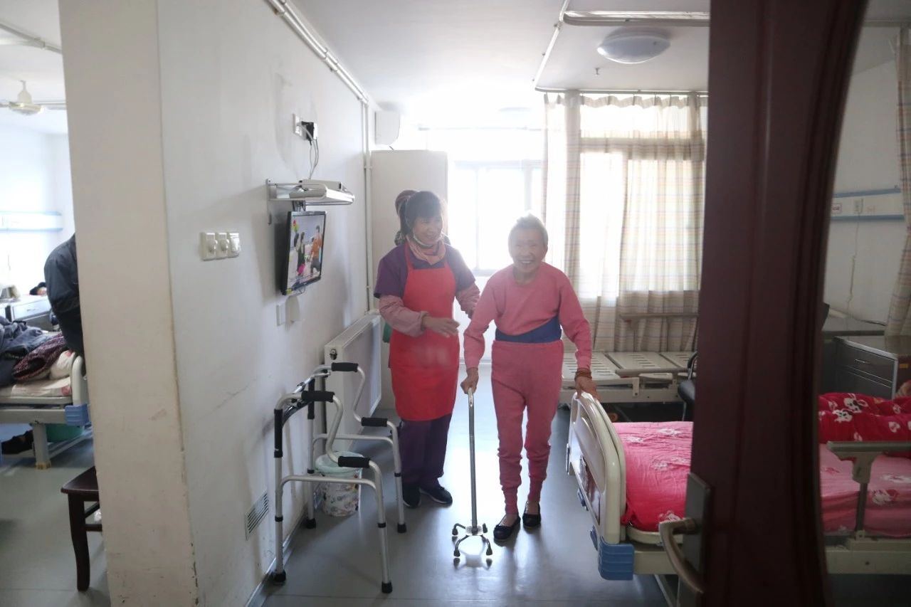 敬老爱老·传承美德 | 海洋之神HY590跨年公益行——走进敬老院