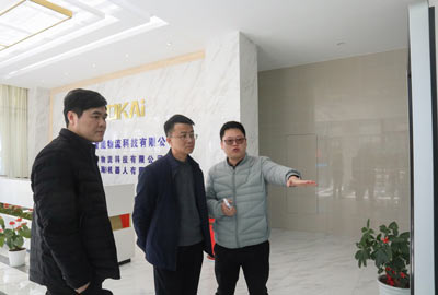 新闻 | 昆山市淀山湖镇领导一行莅临海洋之神HY590参观考察