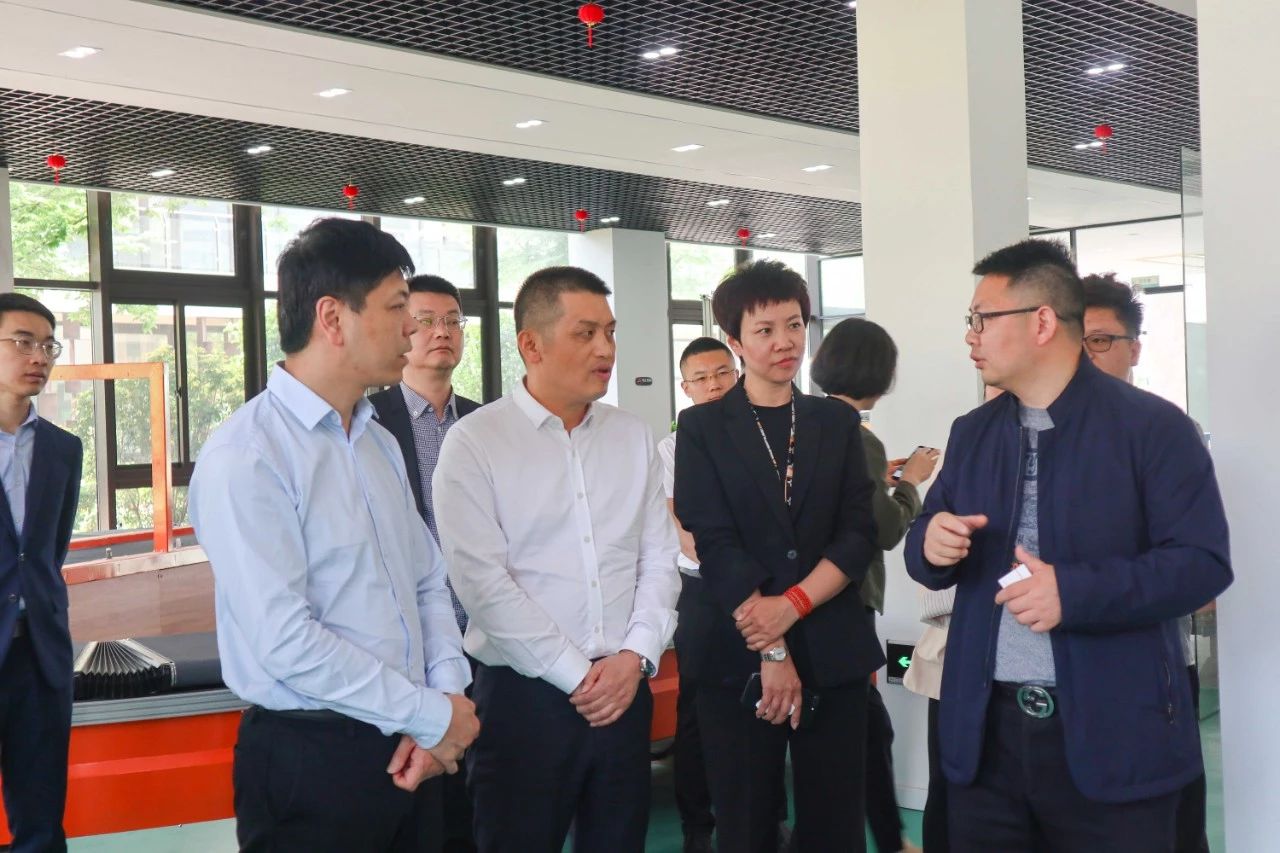 快讯 | 温州市瓯海区领导一行莅临海洋之神HY590参观考察