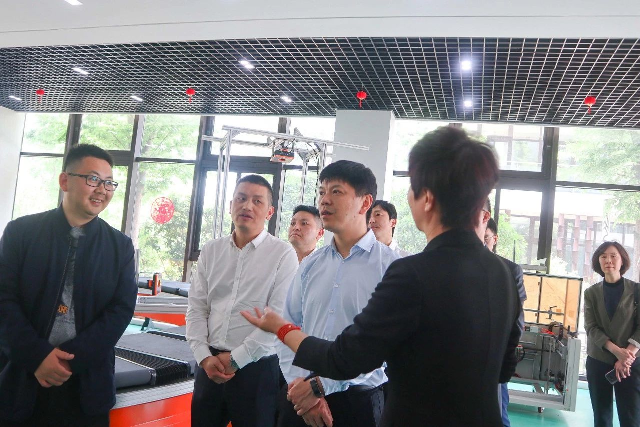 快讯 | 温州市瓯海区领导一行莅临海洋之神HY590参观考察