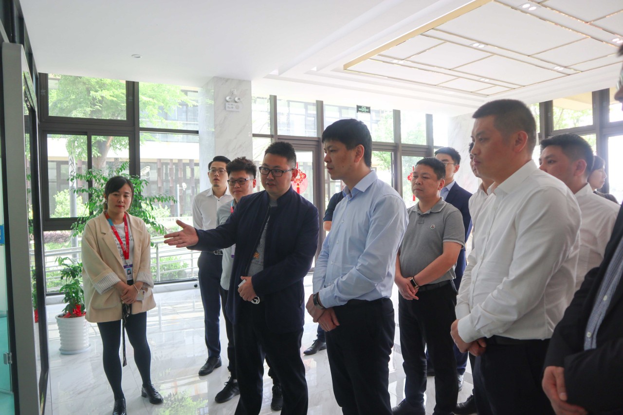 快讯 | 温州市瓯海区领导一行莅临海洋之神HY590参观考察
