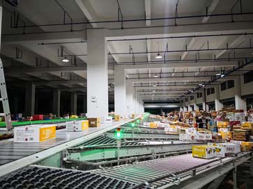 “双十一”狂欢节 | 助力配送,保驾护航,海洋之神HY590在行动!