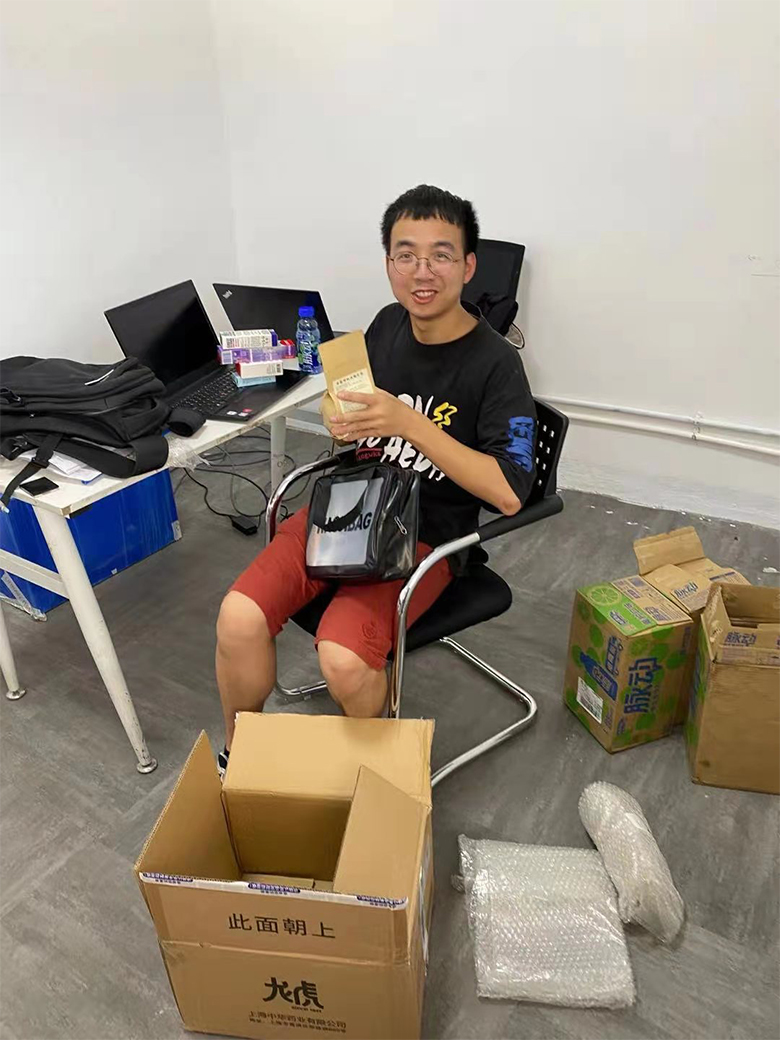 夏送清凉，情系一线｜致高温下坚守岗位的一线员工