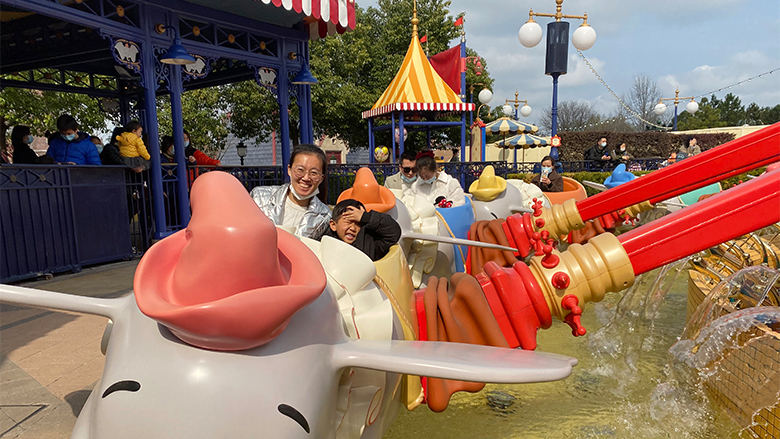 Happy Women’s Day | 欢度三八节,我们相约上海迪士尼乐园