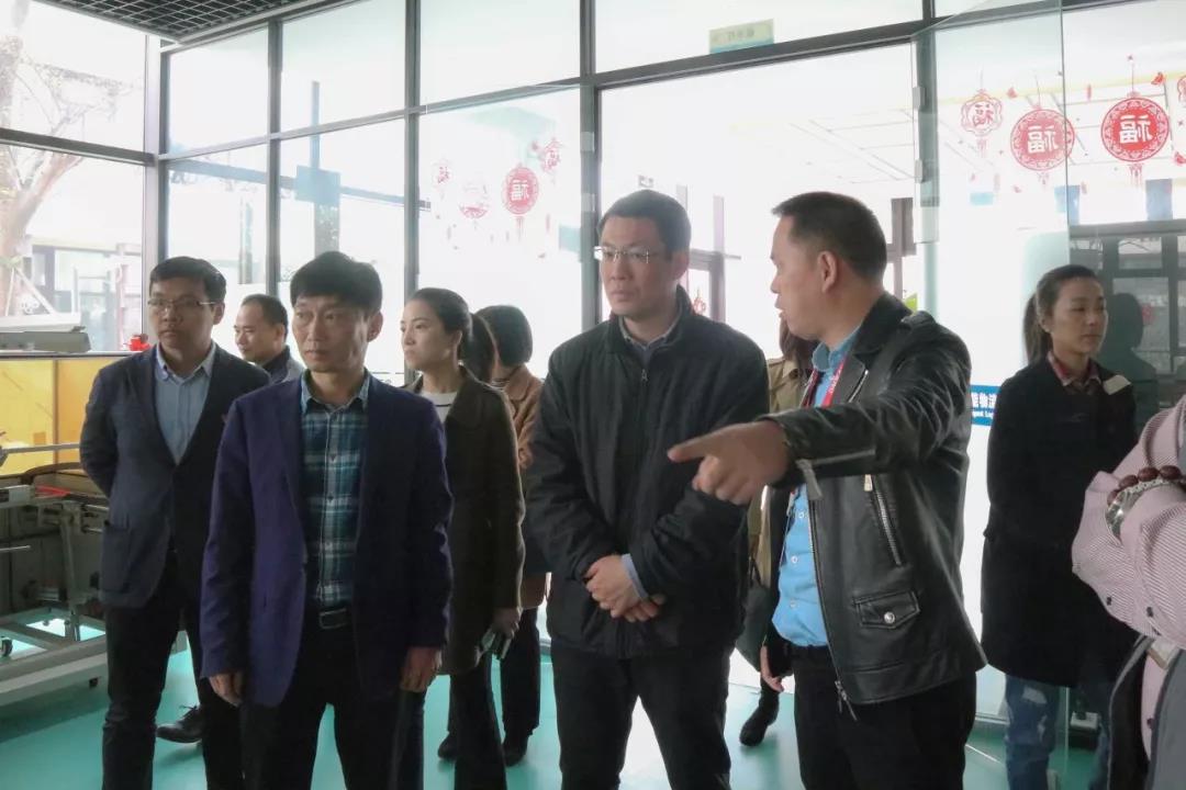 简讯 | 党建引领，助力企业发展！上海市委党校领导一行莅临海洋之神HY590考察调研！