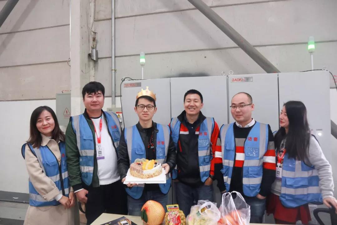 温暖相随 · 感恩有你 | 海洋之神HY590项目现场生日会特别报道