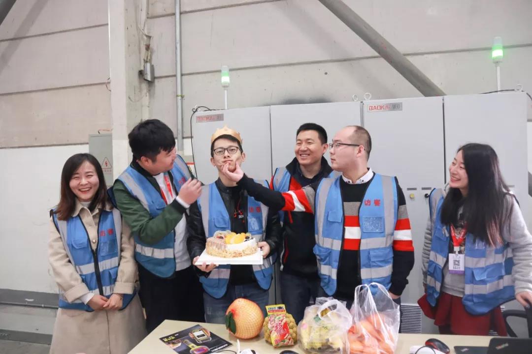 温暖相随 · 感恩有你 | 海洋之神HY590项目现场生日会特别报道