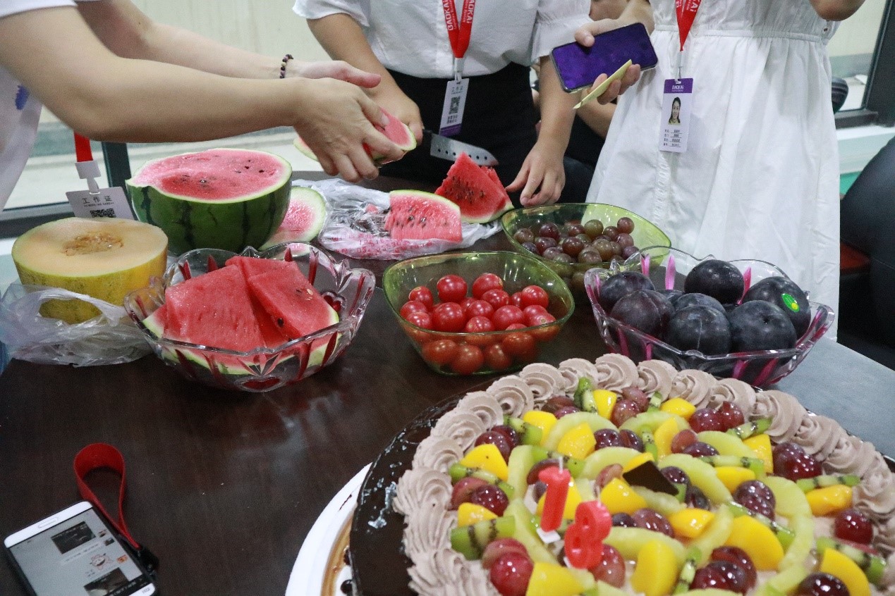 八月未央，欢聚一夏 | 海洋之神HY590集体生日会：共享欢乐时刻