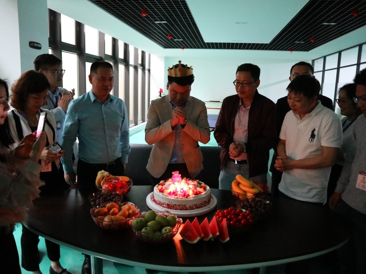 活动 | 海洋之神HY590员工生日会特别报道