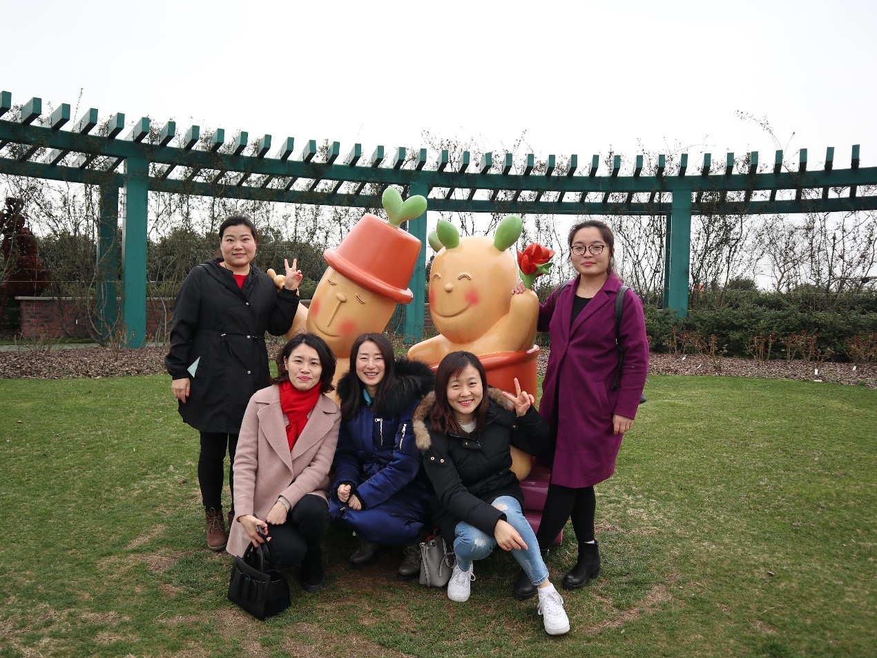 新闻 | 海洋之神HY590组织“相约春季，欢畅游园”三八节主题活动